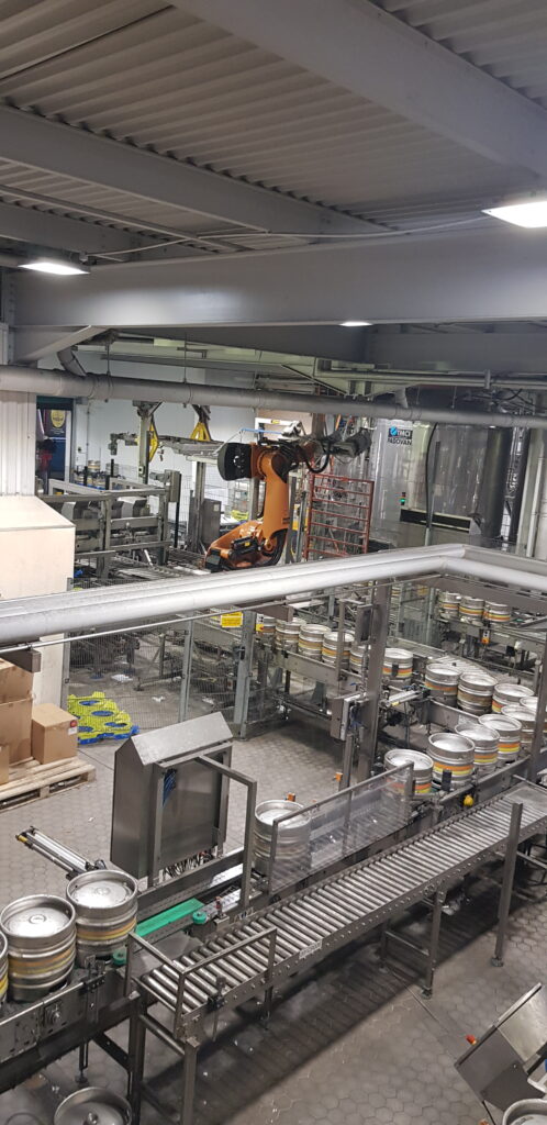 Fuller's keg washing and filling line and automated robot de-palletiser